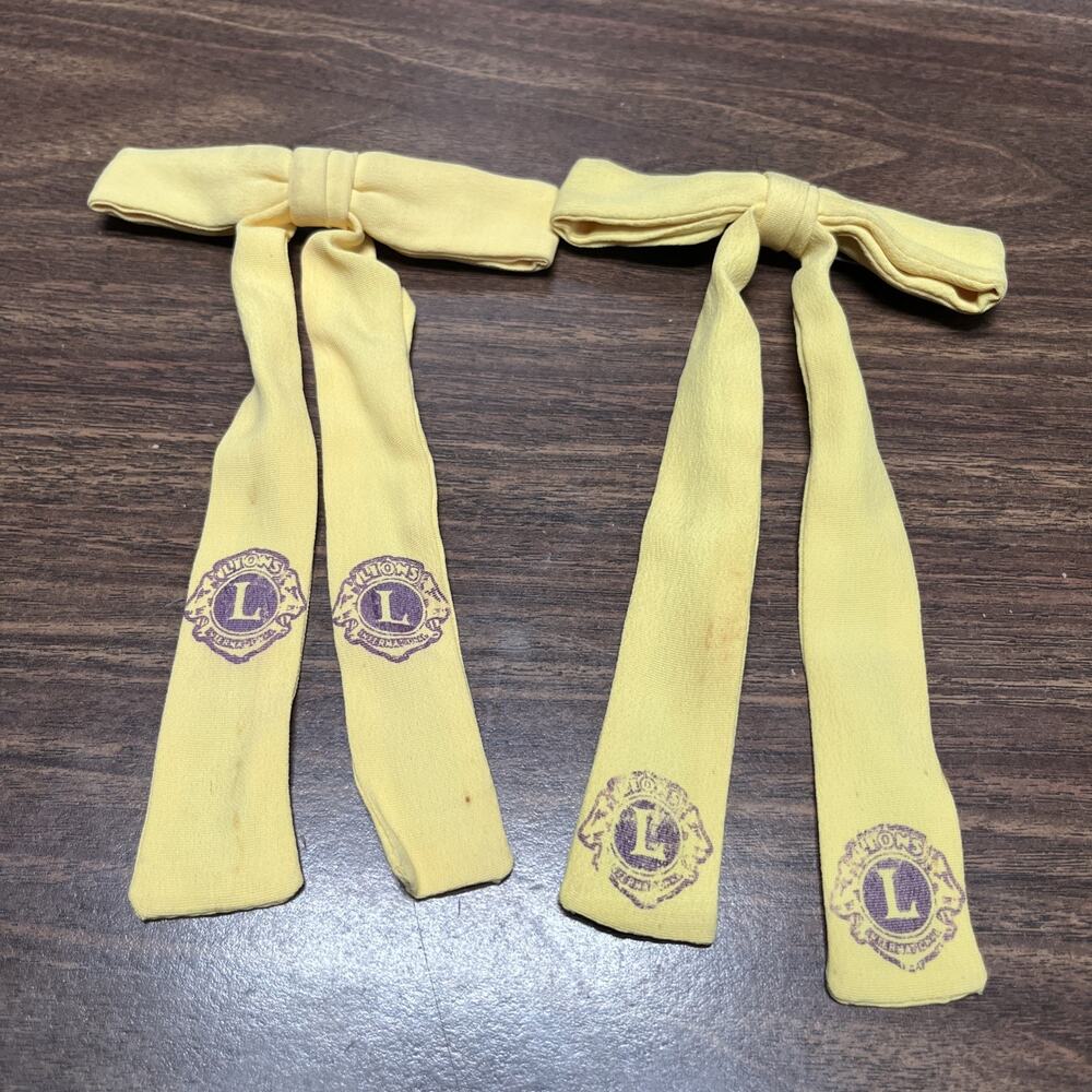 Vintage Lions Club International Logo Rhynecliffe Clip On Bow String Ties
